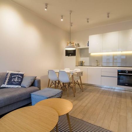Nadmorski Dwor Wood Apartment Gdańsk Eksteriør bilde
